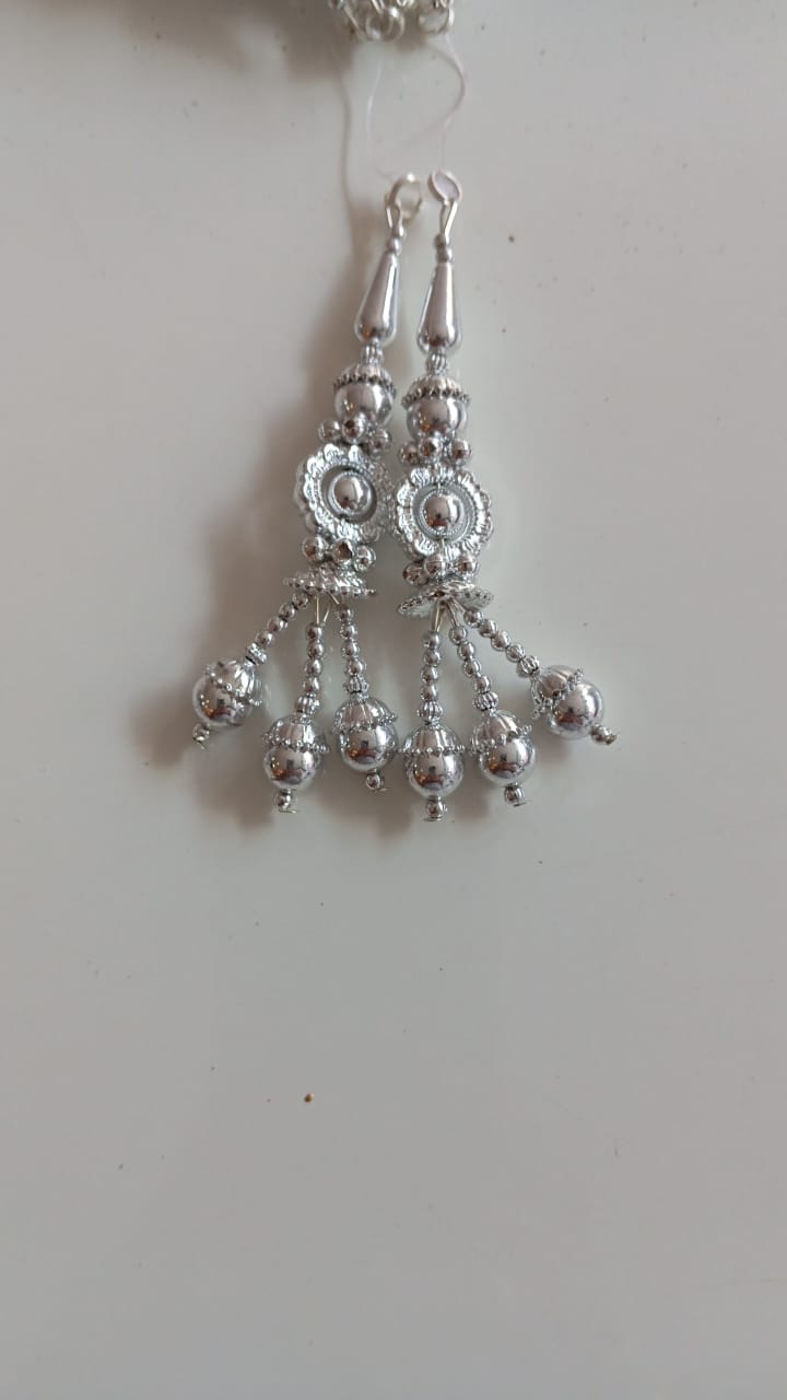 Hangings - RE-02